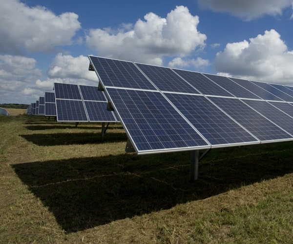 solar power plant investment